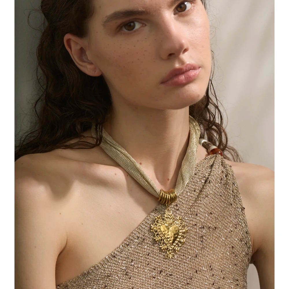 Colier Salome, auriu, cu pandantiv in forma de inima, din otel inoxidabil placat cu aur 18K - Colectia Glamour