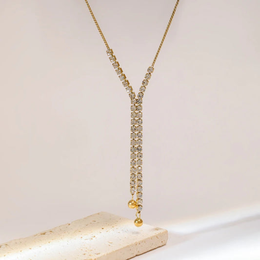 Colier Kamila, auriu, din otel inoxidabil placat cu aur 18K, decorat cu zirconiu
