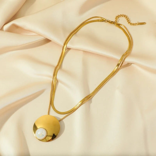 Colier Janet, auriu, din otel inoxidabil placat cu aur 18K, cu pandantiv rotund