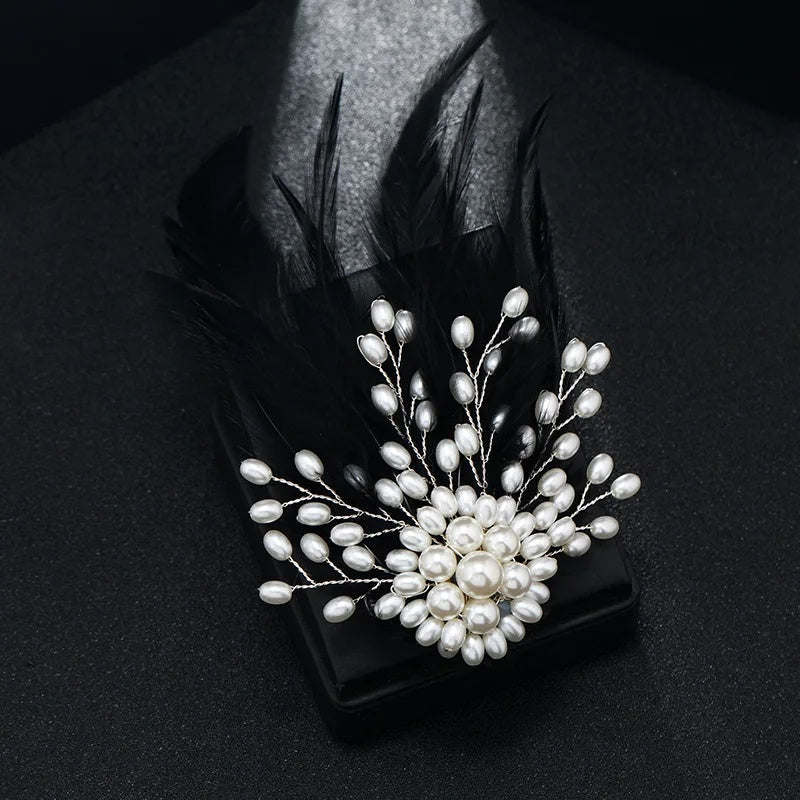 Broșele - accesorii clasice și elegante mereu la modă