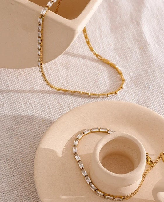 Colier tennis Cosette, auriu, cu zirconiu, din otel inoxidabil placat cu aur 18K - Colectia Celebration