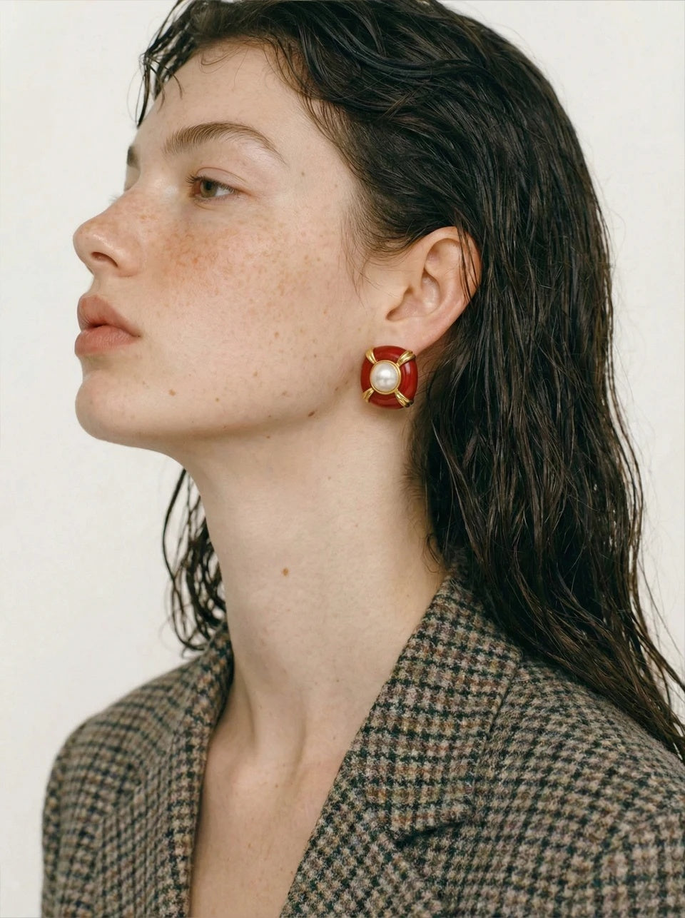 Cercei Hadda, vintage, cu perle, din otel inoxidabil placat cu aur 18K - Colectia Universe of Pearls