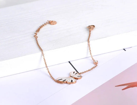 Bratara Marceline, auriu rose, cu model fluture, din otel inoxidabil placat cu aur 18K - Colectia Parisian