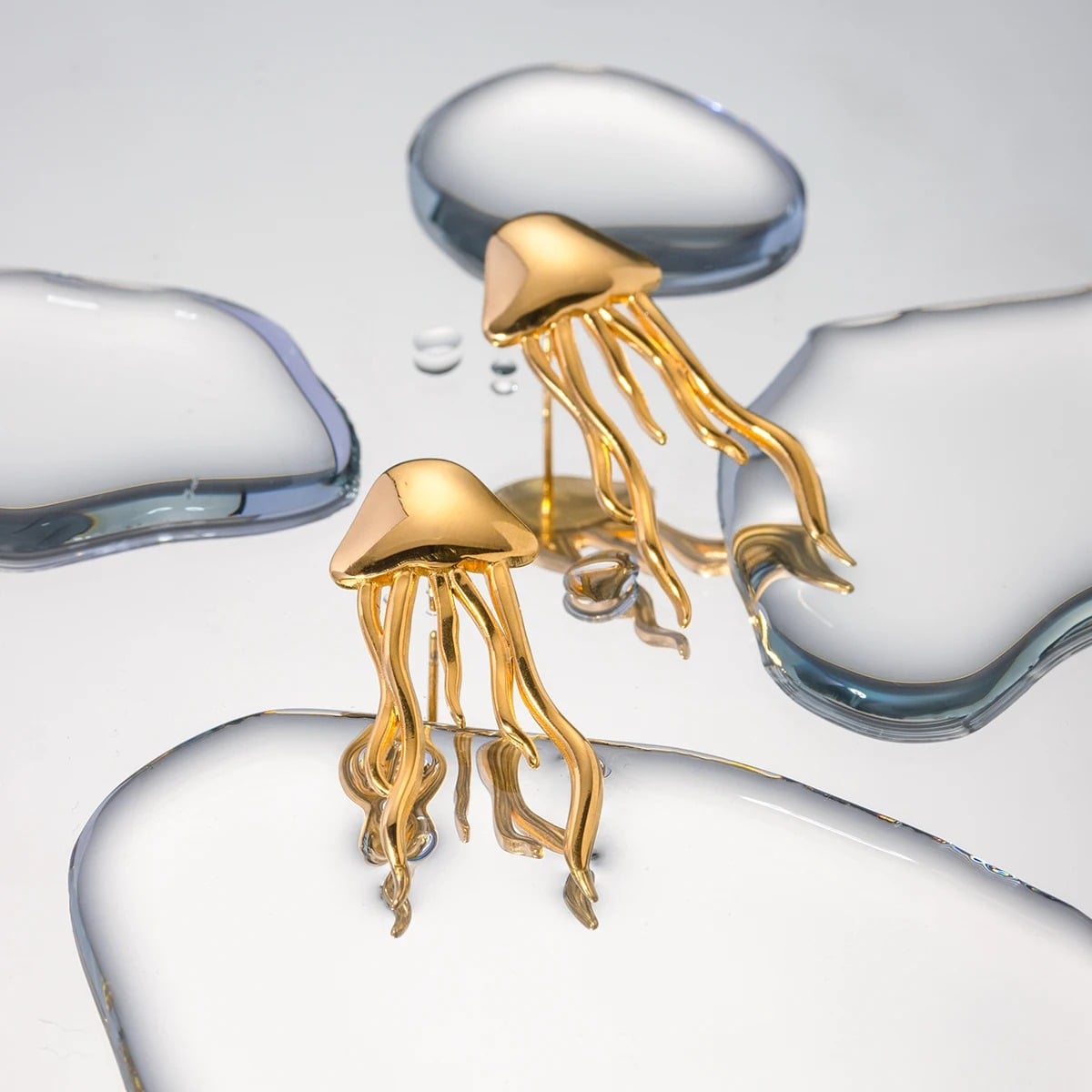 Cercei Medusa, aurii, in forma de meduza, din otel inoxidabil