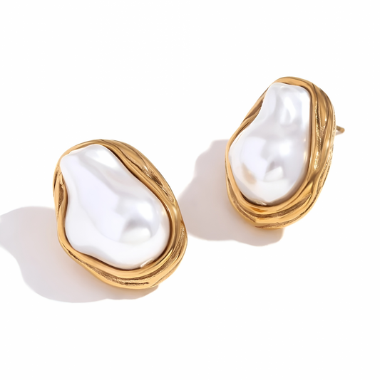Cercei Frieda, aurii, in stil baroc, cu perle, din otel inoxidabil placat cu aur 18K - Colectia Universe of Pearls