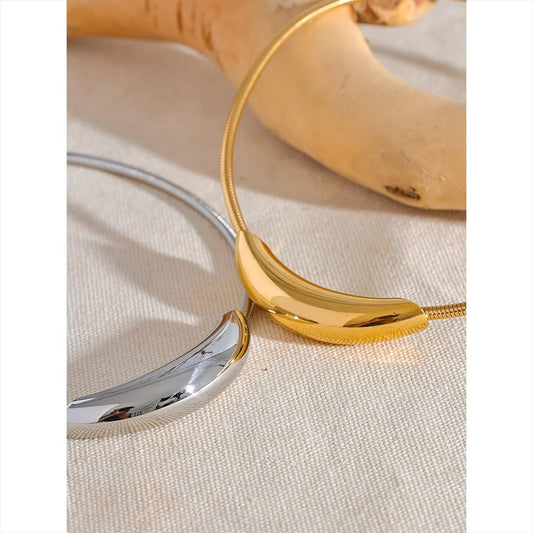 Colier Calliope, auriu, din otel inoxidabil placat cu aur 18K, tip choker - Colectia Glamour