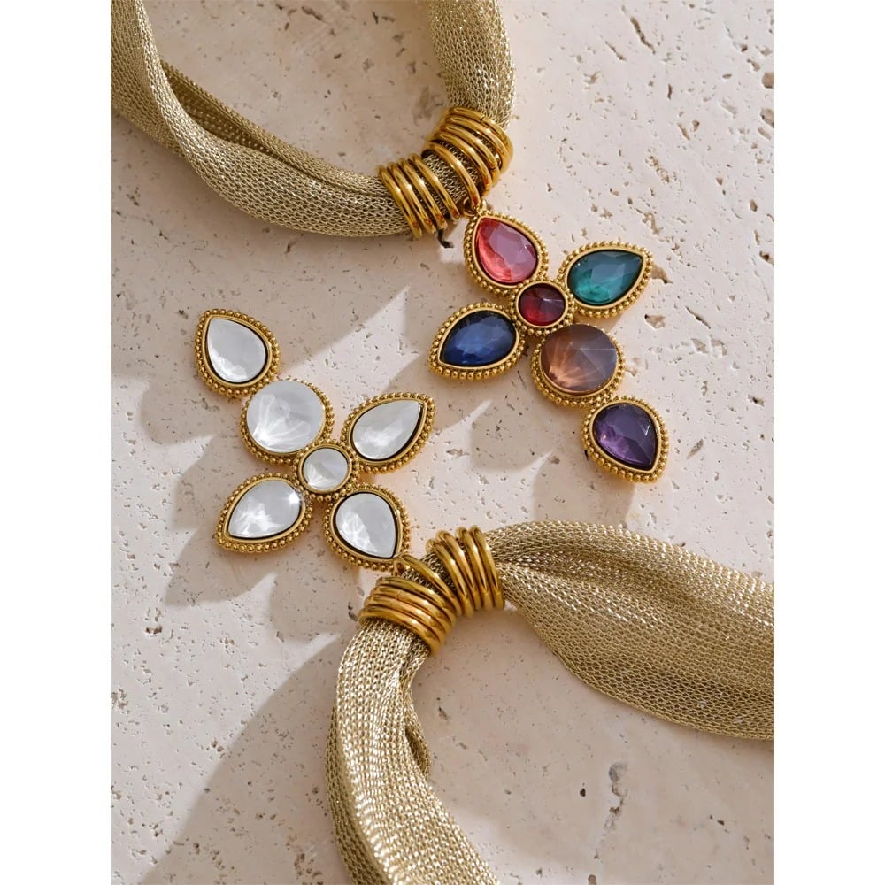 Sara necklace, gold, with a cross-shaped pendant with white stones, made of 18K gold-plated stainless steel - Glamour Collection