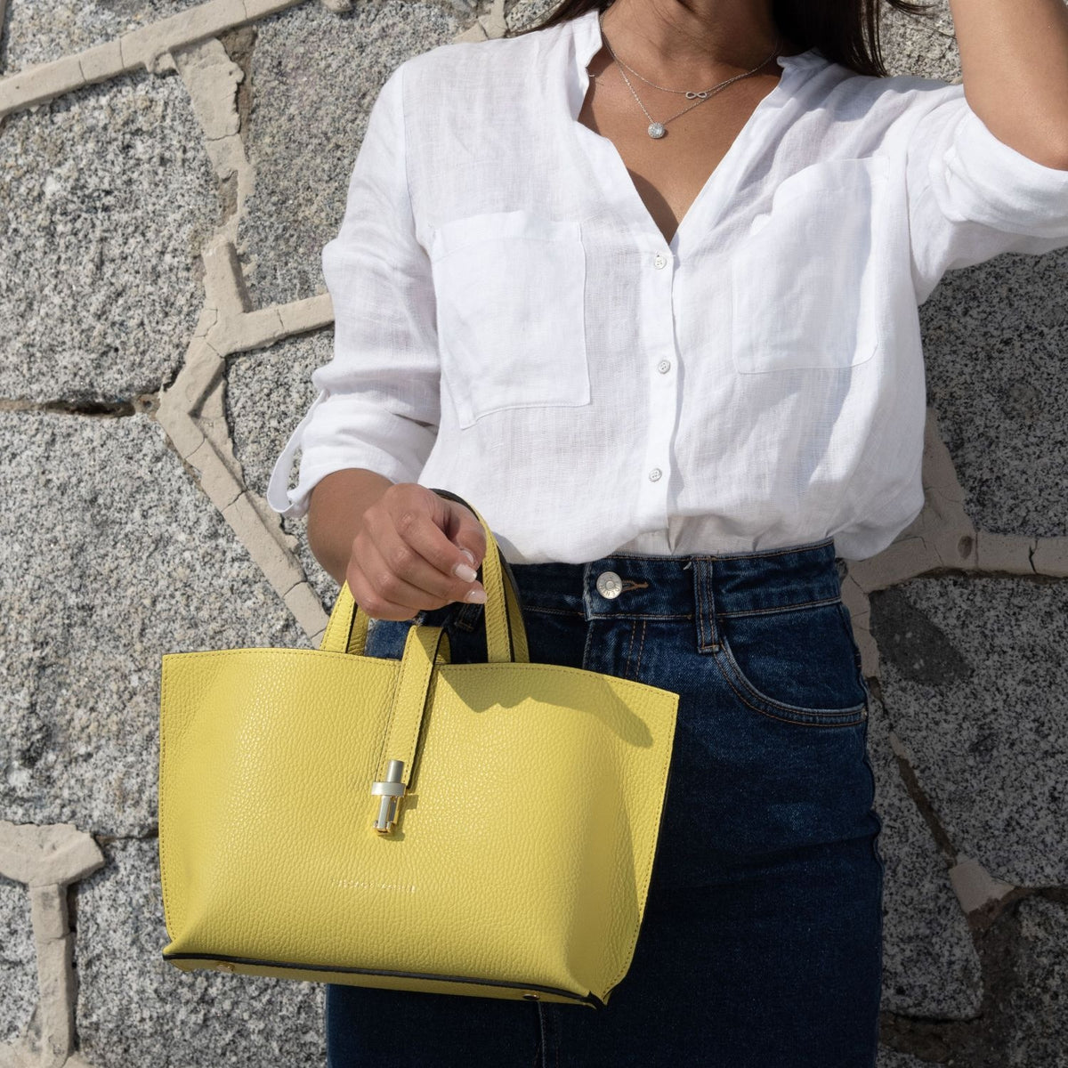 AGATHA - Genuine leather handbag