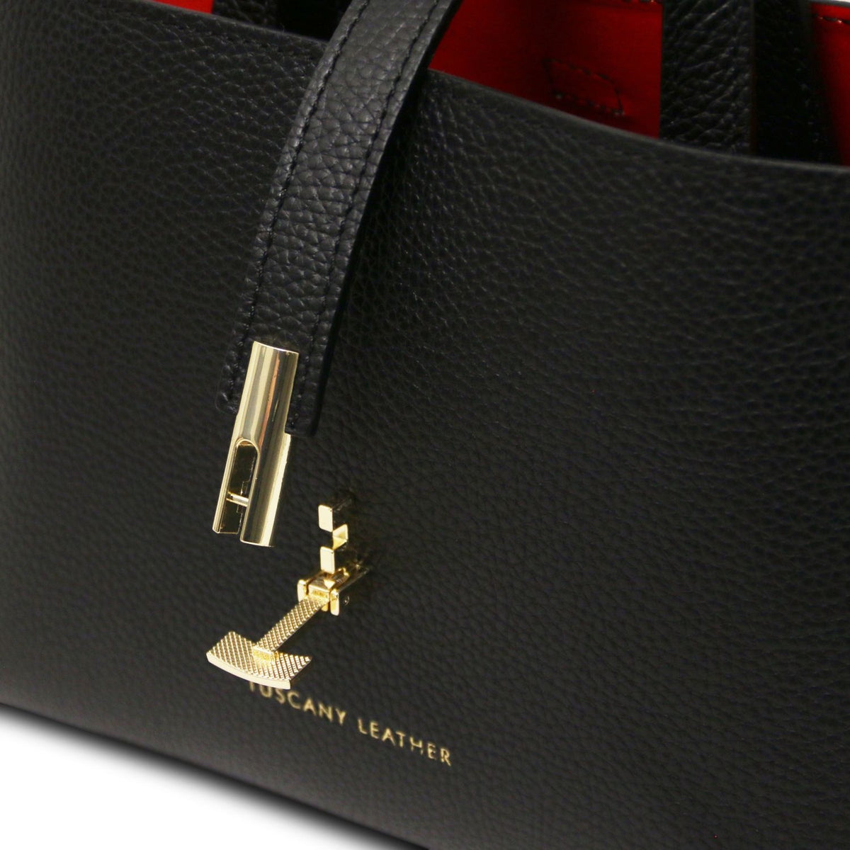 AGATHA - Genuine leather handbag