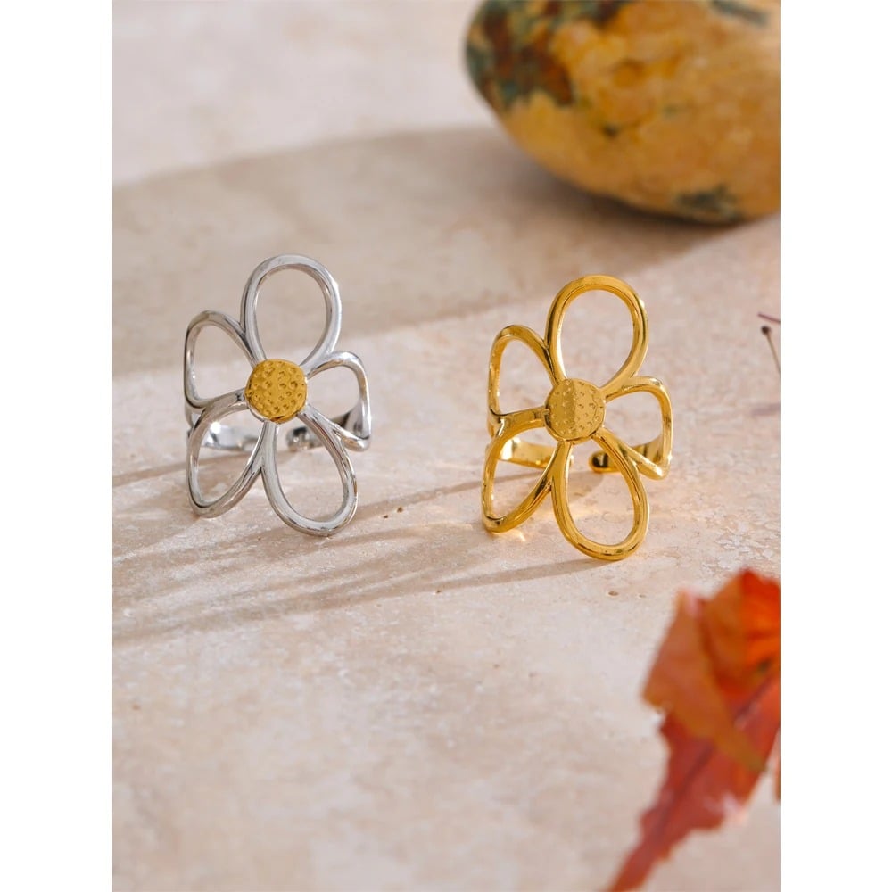Inel Floria, argintiu, in forma de floare, din otel inoxidabil placat cu aur 18K, reglabil - Colectia Floral Paradise