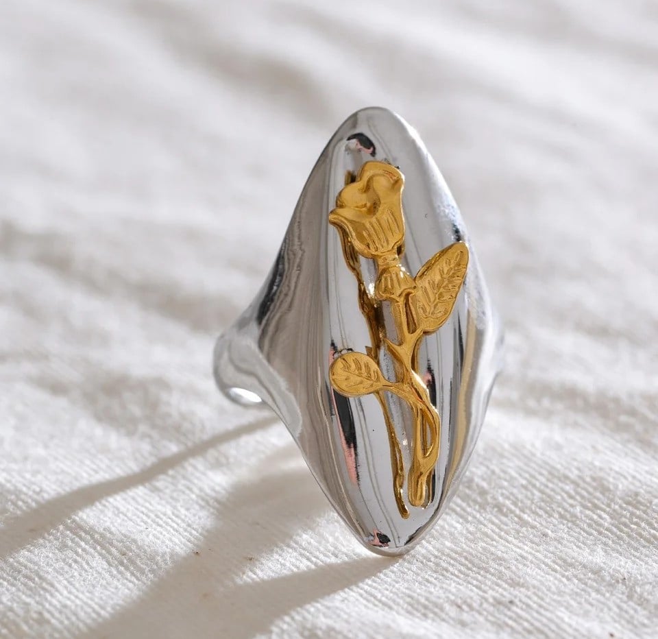 Inel Megan, argintiu, oval, din otel inoxidabil placat cu aur 18K, reglabil - Colectia Floral Paradise