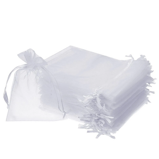 Saculet organza, alb, cu snur din satin